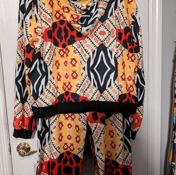 Sassy Jones Ready to Wear Hooded Jogger - Picture 2 of 2